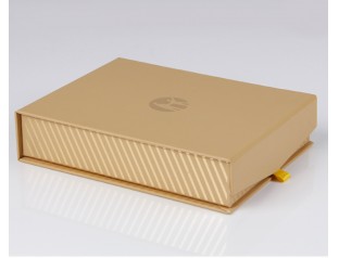 皮具包装盒生产厂商