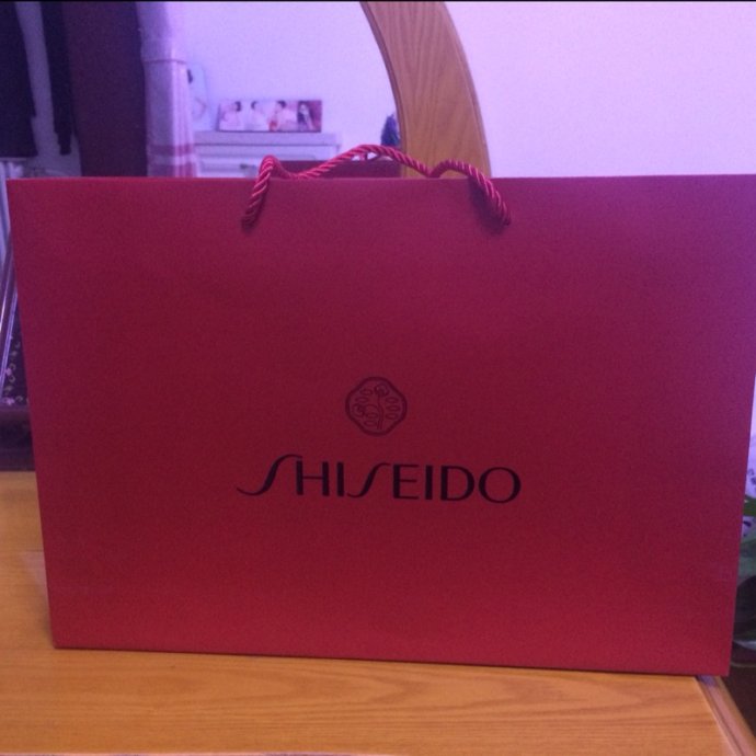 日本Shiseido(资生堂）纸袋